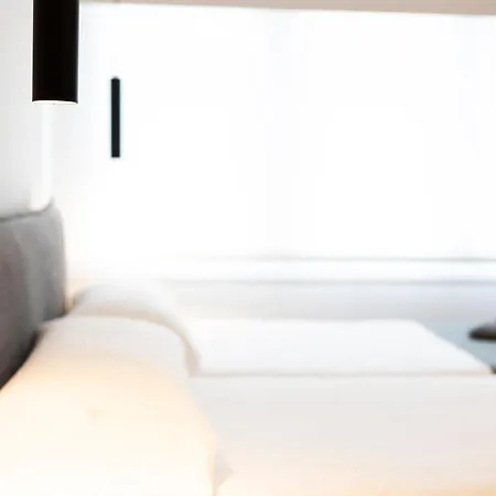 Daire Kofradia Minneapolis