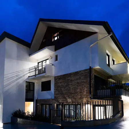 Kofradia * 혼다리비아